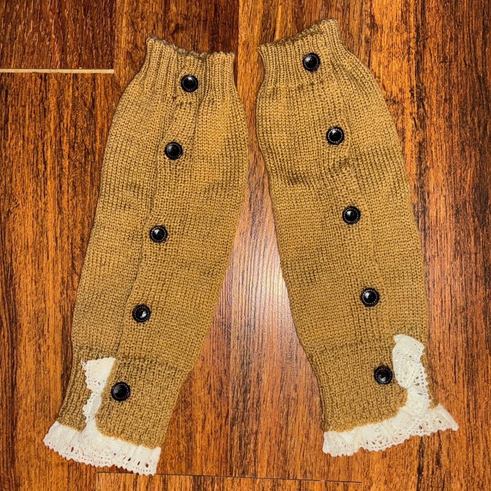 Brown Tan Knit Leg Warmers with Lace Trim and Buttons Boot Cuffs Cottagecore